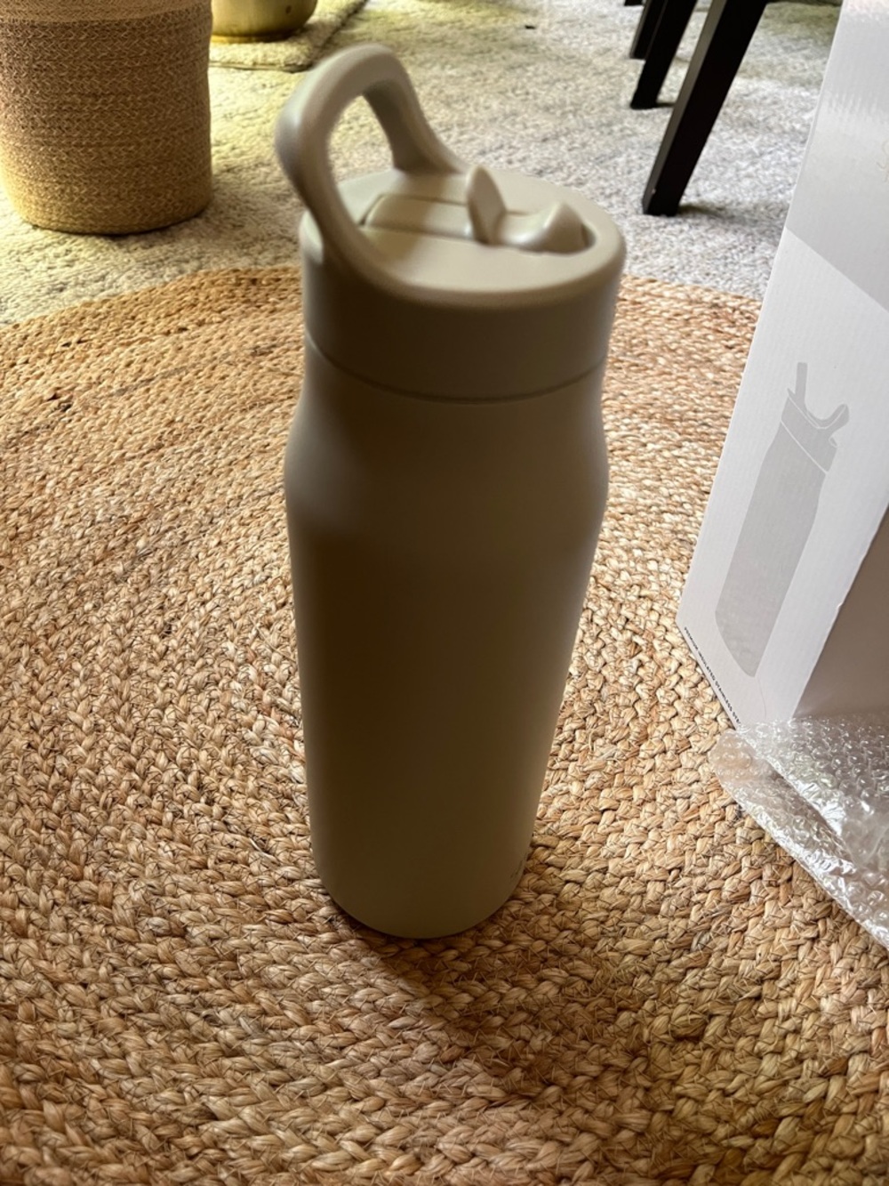 Simple Modern Mesa Bottle 34oz - Tan